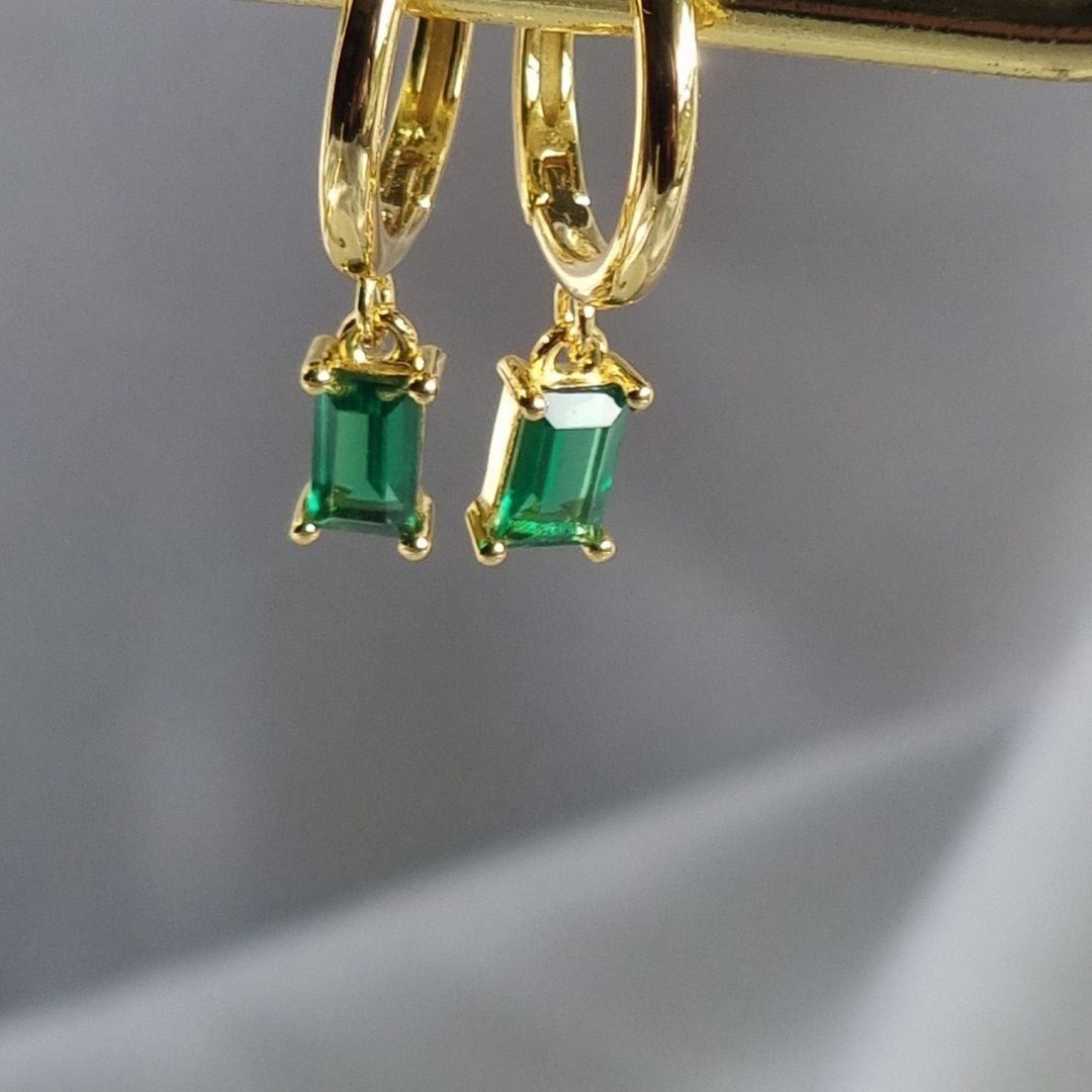 Droplet Earrings Green Rectangle Cubic Zirconia - 18K Gold Plated 925 Sterling Silver
