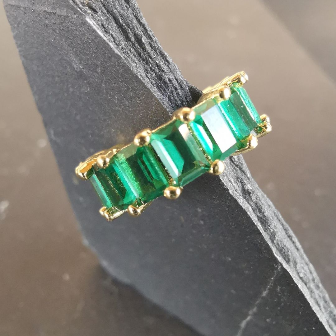 Green Gem Cuff No Ear Piercing - 18K Gold Plated Copper Earring