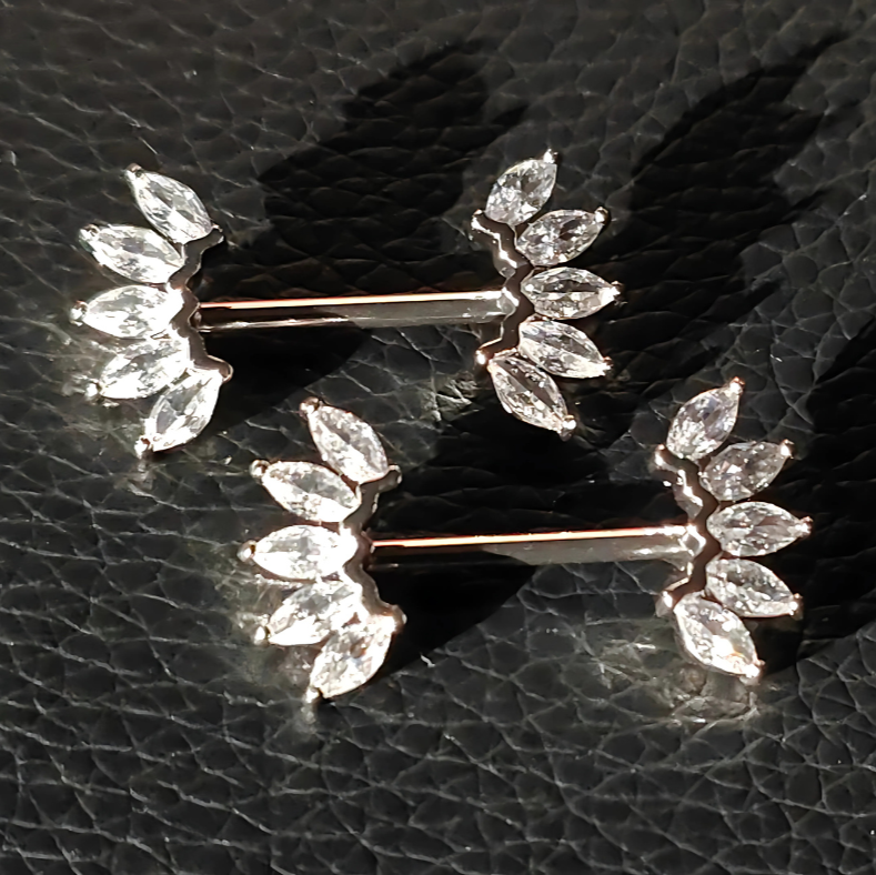 Silver crown nipple barbells with clear gemstones – 14G surgical steel for body piercing